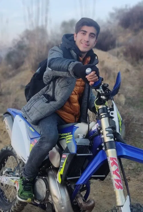 Rezan Aslan profile picture