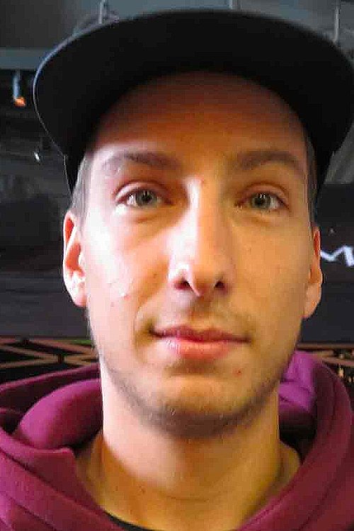 Charles Deschamps profile picture