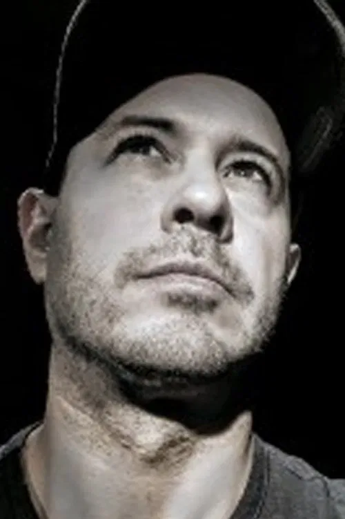 Alex Estrella profile picture