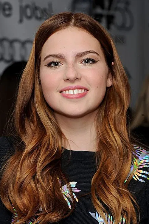 Perla Haney-Jardine profile picture