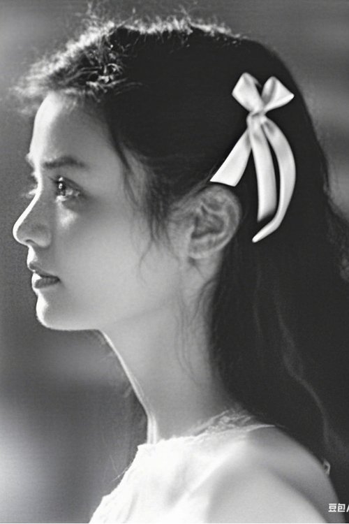 潘虹 profile picture