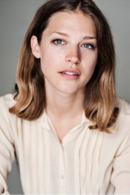 Emma Louise Saunders profile picture