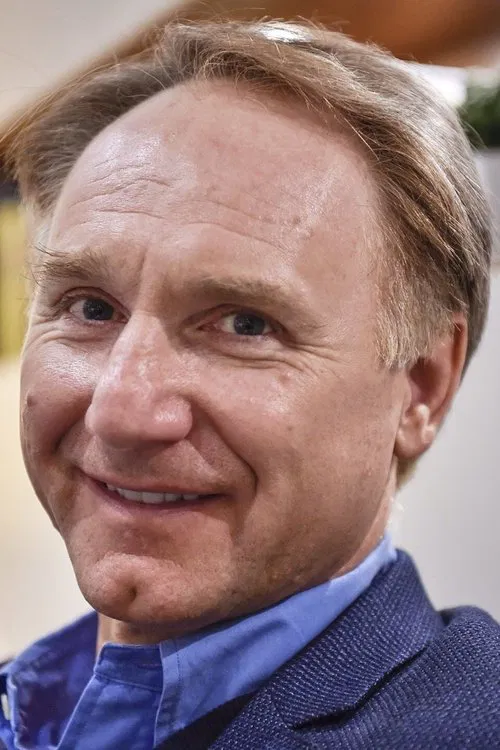 Dan Brown profile picture