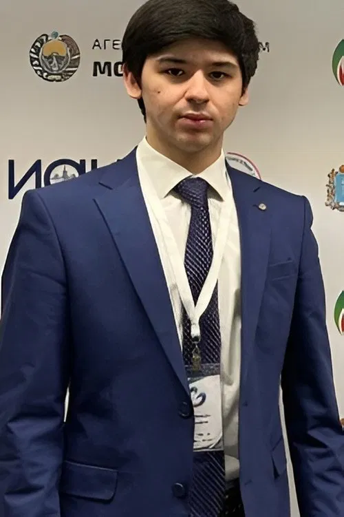 Foto de perfil de Maruf Sharipov