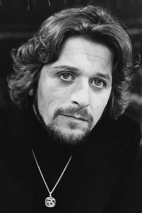 Albert Millaire profile picture