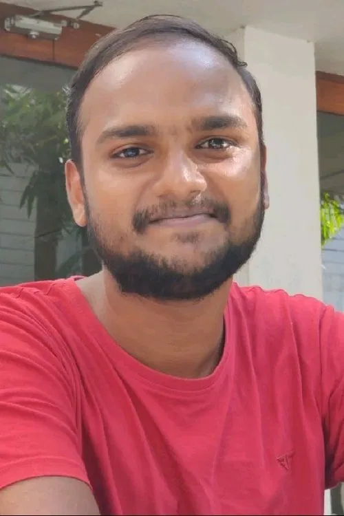 S R Balajee profile picture