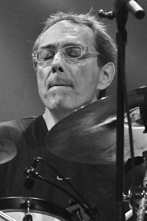 Vinnie Colaiuta profile picture