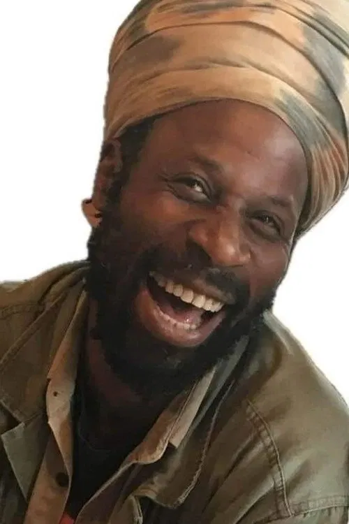 Foto de perfil de Michael Funmi Ononaiye