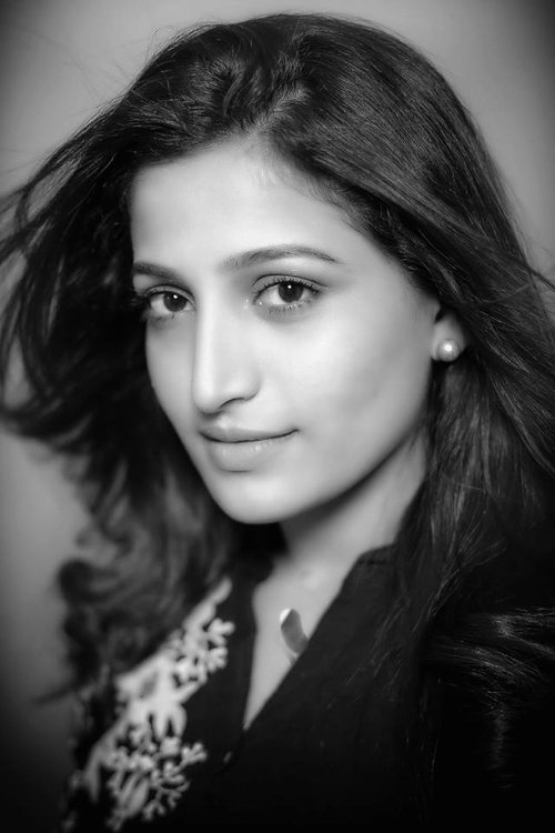 Santhoshi profile picture