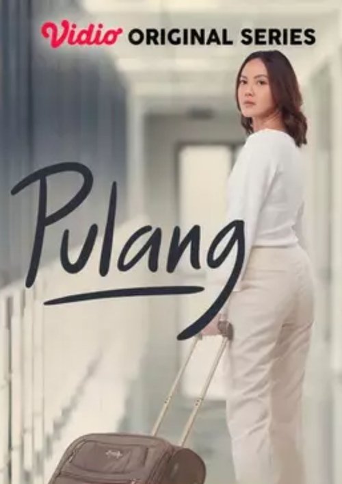 Pulang movie poster