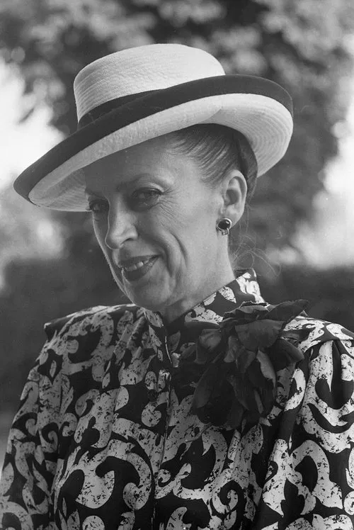 Geneviève de Fontenay profile picture