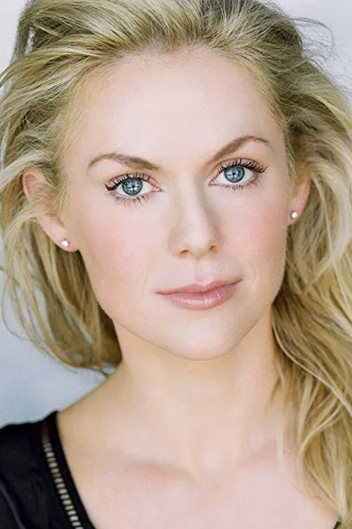 Chrisdine King profile picture