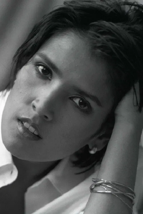 Tanita Tikaram profile picture